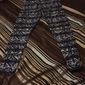 Pink Republic Leggings